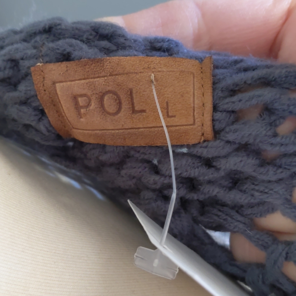 POL sweater - Picture 3 of 4